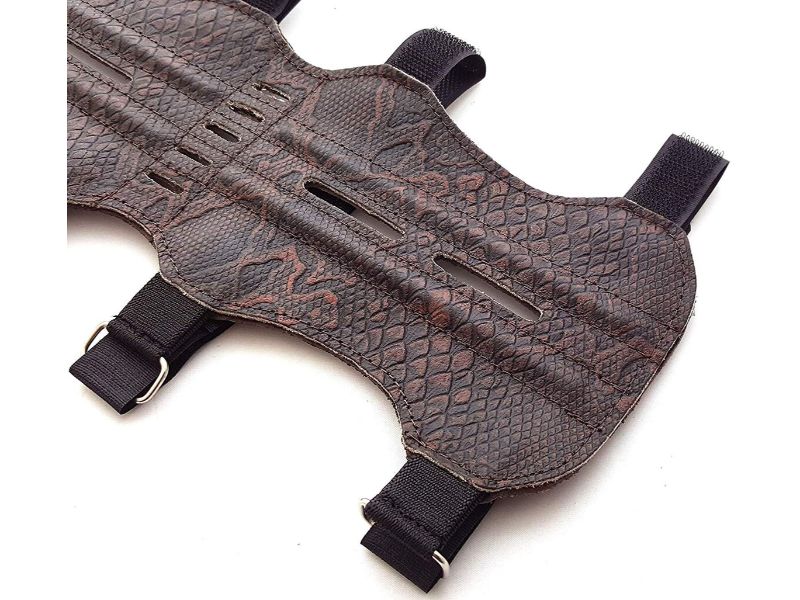 Protector de brazo de cuero para tiro con arco Protector de brazo para tiro con arco en relieve