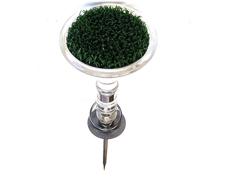 Percha de bloque para cetrería Percha de bloque para cetrería con césped artificial y anilla de sujeción de acero inoxidable